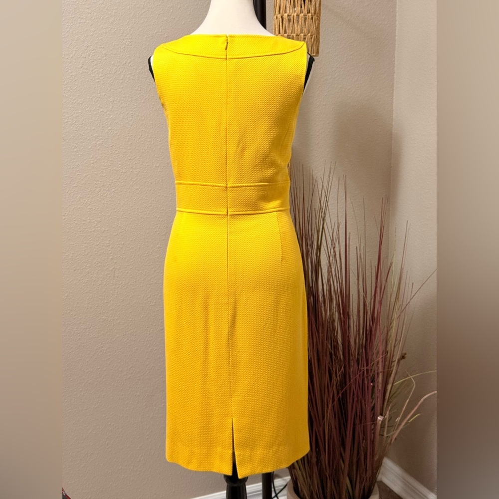 Tahari ASL Dress Golden Yellow Textured Lined Sheath Size 8 - Picture 4 of 9